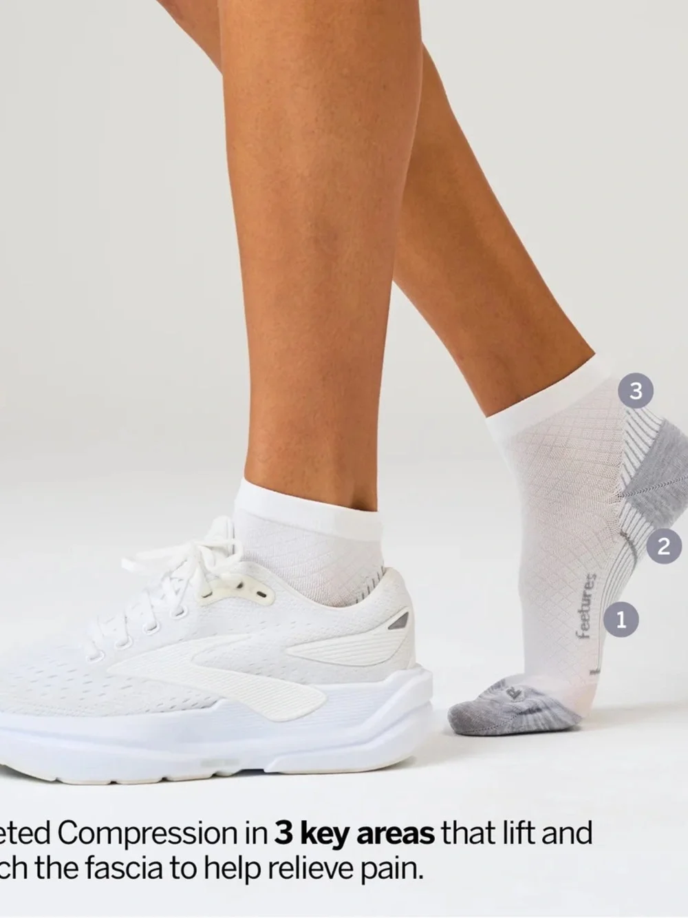 Feetures PLANTAR FASCIITIS RELIEF Sock Ultra Light Quarter 3 Pack